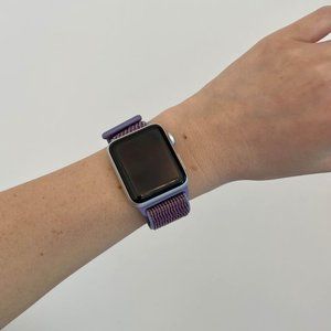 Apple Watch Series 3 GPS, 38mm Silver Aluminum Case